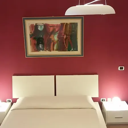 Bed & Breakfast Def House 3*