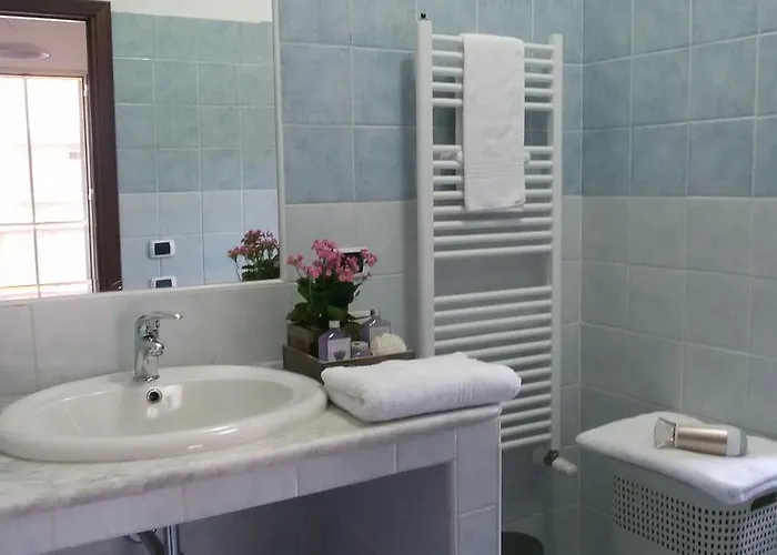 Def House Bed and Breakfast 3*