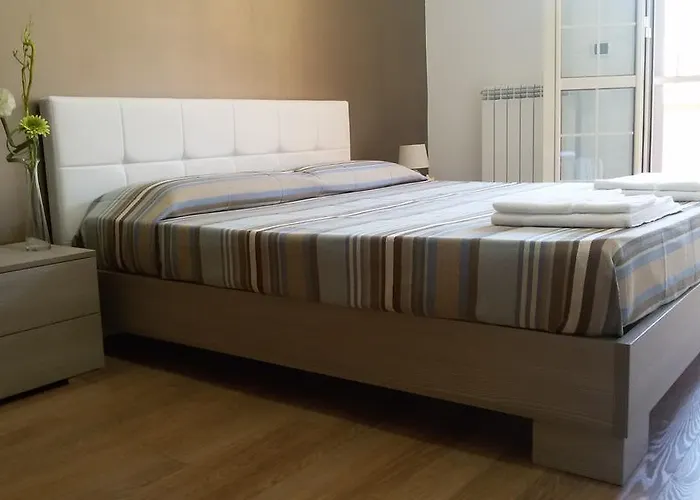 Def House Bed and Breakfast 3*